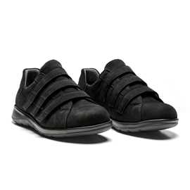 Damesko med velcrolukning fra New Feet